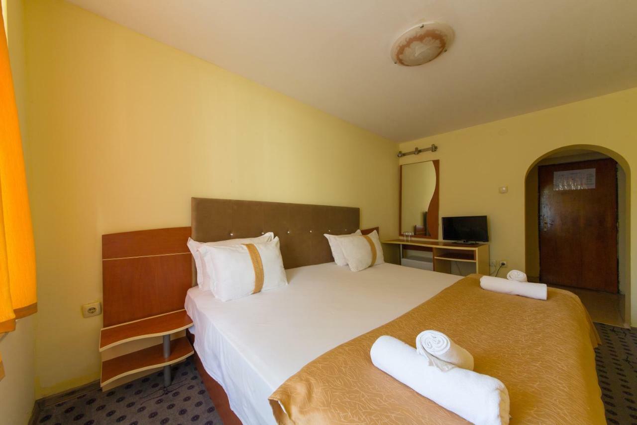 Bona Vita Hotel Golden Sands Exterior foto